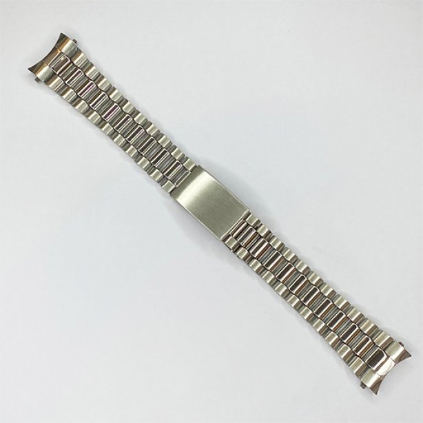 สายสแตนเลสสตีล หัวสายแบบโค้ง สำหรับนาฬิกาข้อมือ - สีเงิน ( 20MM ) S08012019